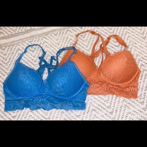2 Matching Victoria Secret PINK Bras/Braletes